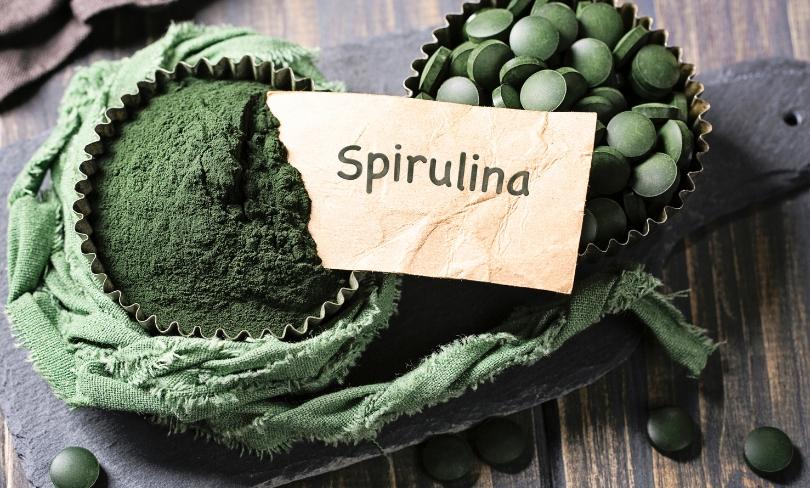 Beneficiile spirulinei